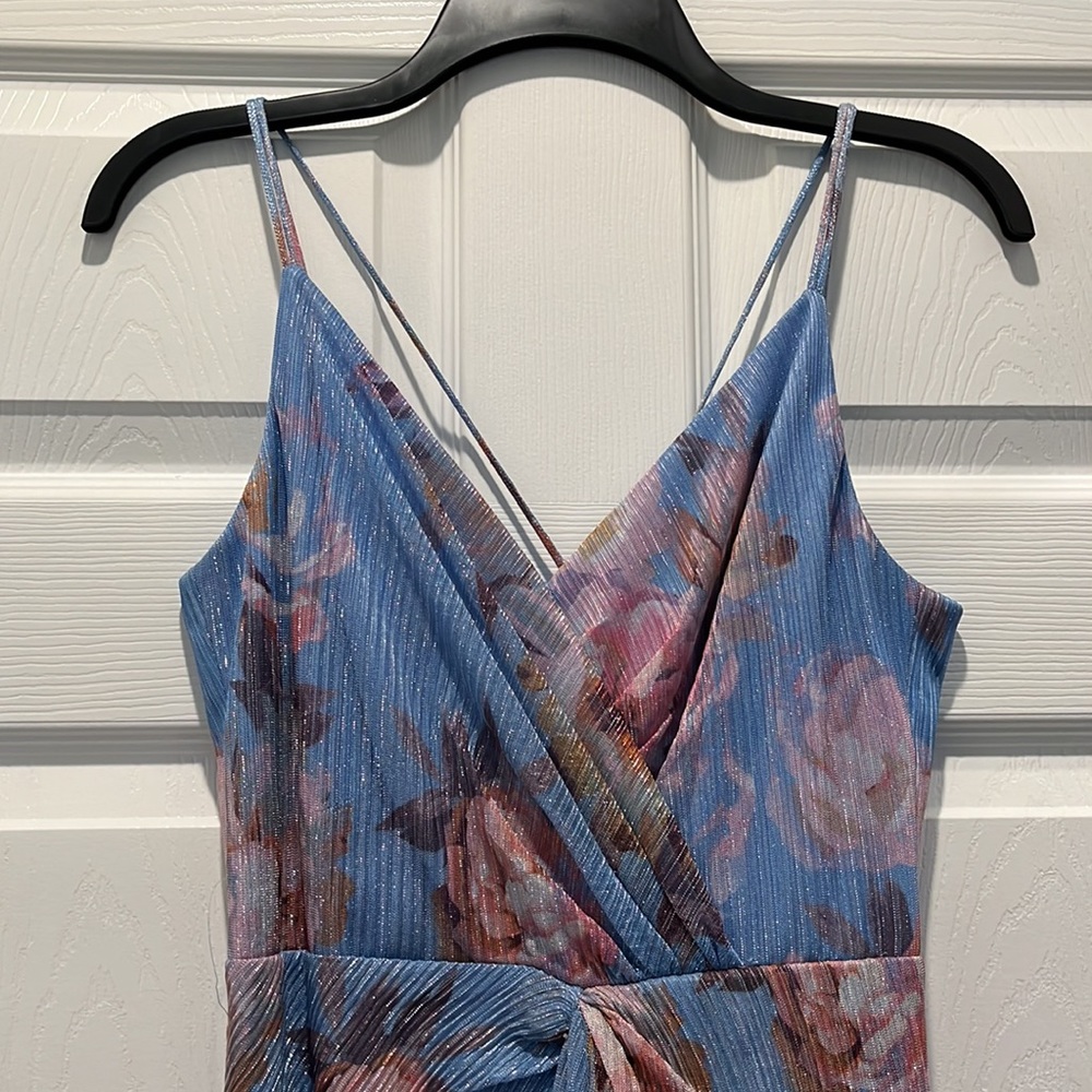 Adrianna Papell Gown - Picture 2 of 5